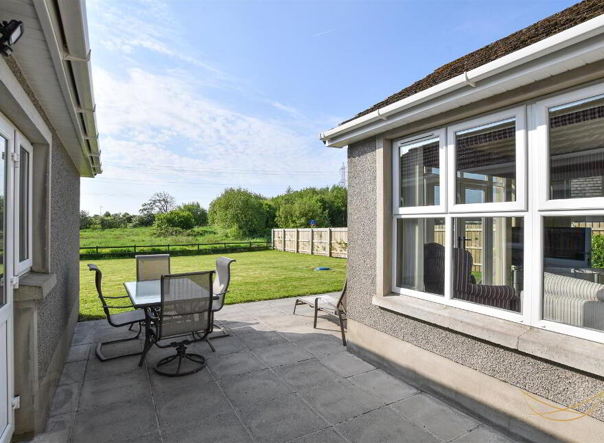 68 Kingsmoss Road, Newtownabbey, BT36 4TN