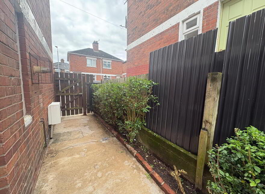 19 Dhu Varren Park, Belfast, BT13 3FH
