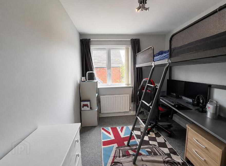 234 Glenwood Court, Lisburn, BT28 3UF