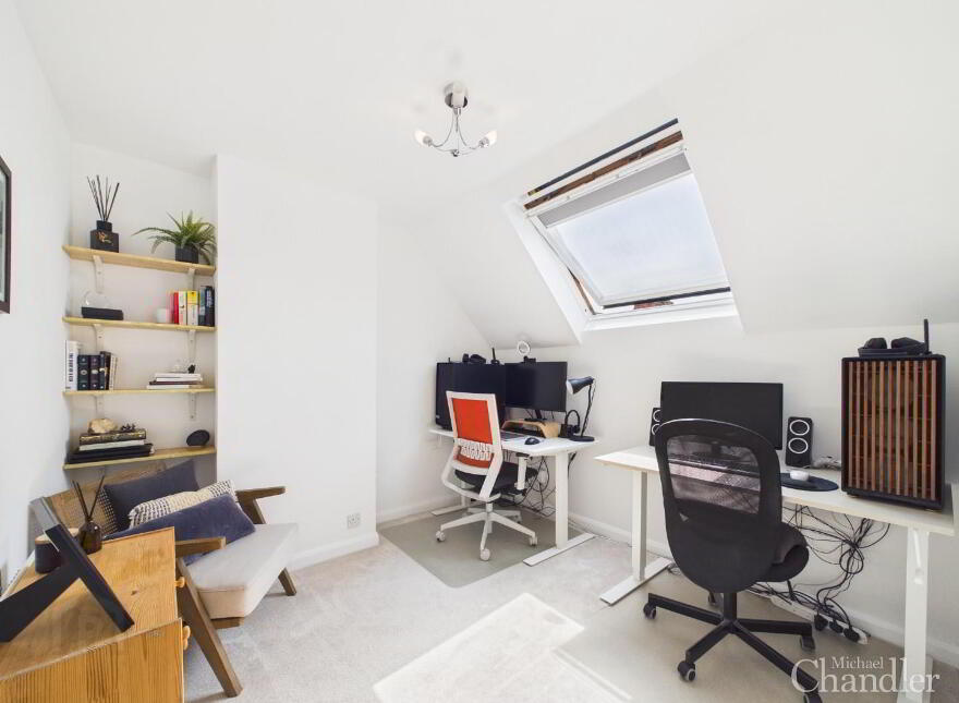 2 Village Court, Belfast, BT8 7XJ