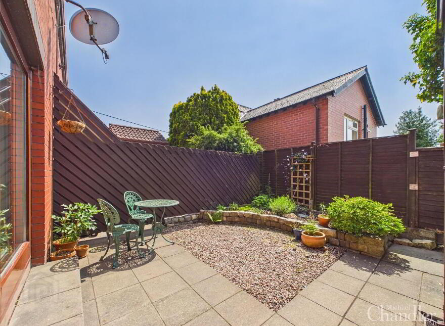 2 Village Court, Belfast, BT8 7XJ