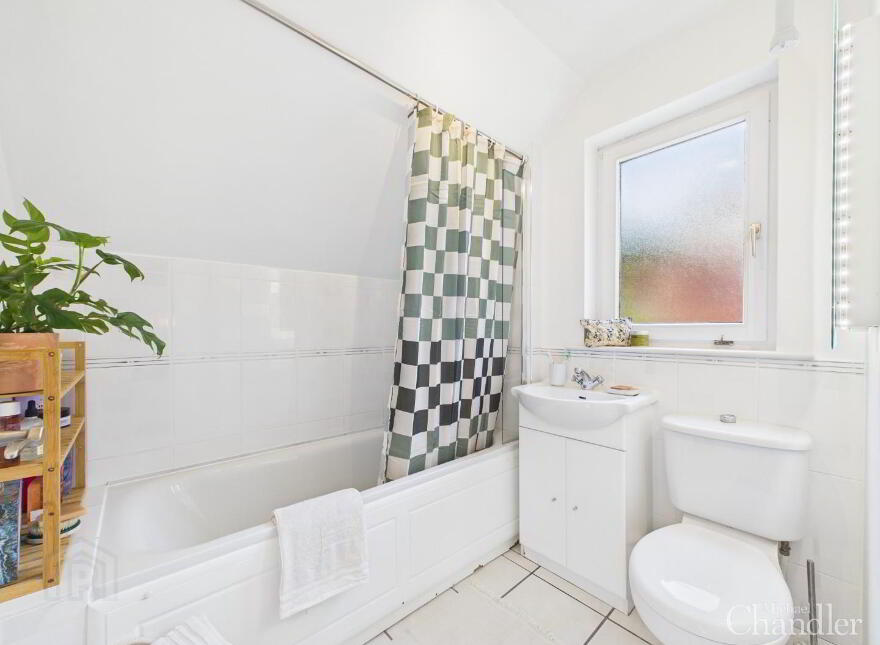 2 Village Court, Belfast, BT8 7XJ