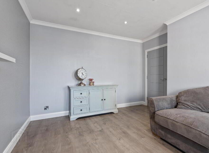 Apt 4, 13 Helgor Park Mews, Belfast, BT4 2GX