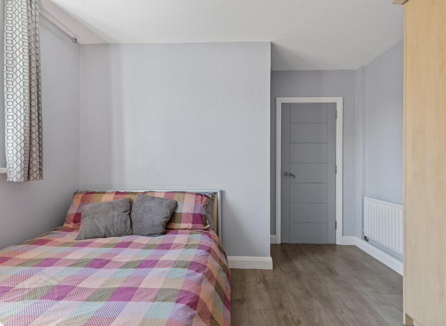Apt 4, 13 Helgor Park Mews, Belfast, BT4 2GX
