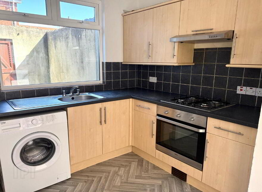 46 Bloomfield Street, Belfast, BT5 5AU