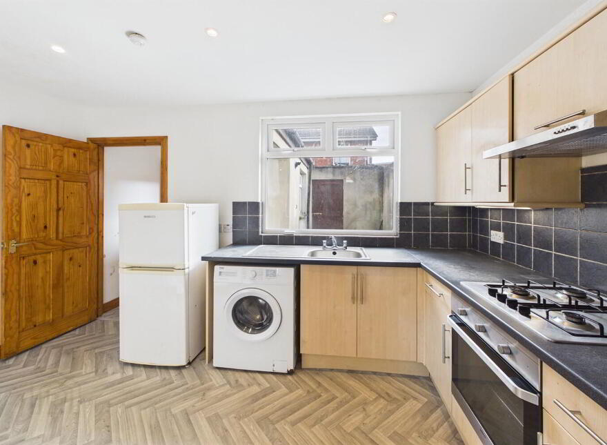 46 Bloomfield Street, Belfast, BT5 5AU