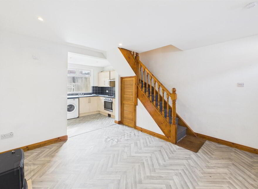 46 Bloomfield Street, Belfast, BT5 5AU