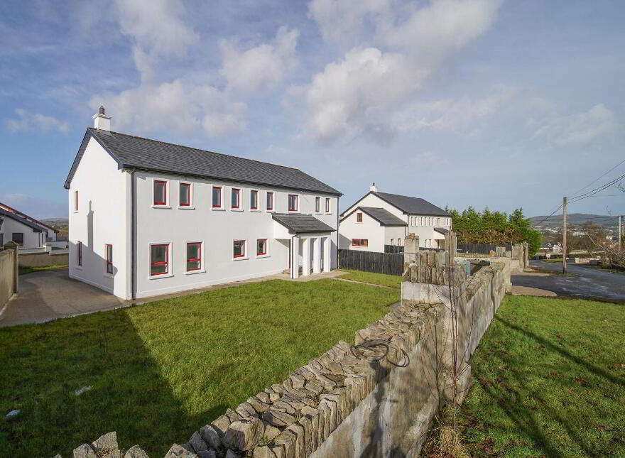 2 Coppinger Heights, Carrickmagrath, Ballybofey, F93XFC3