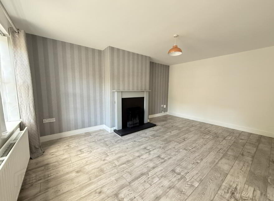 21 Causeway Meadows, Lisburn, BT28 2GD