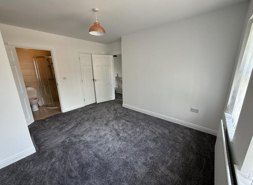 21 Causeway Meadows, Lisburn, BT28 2GD