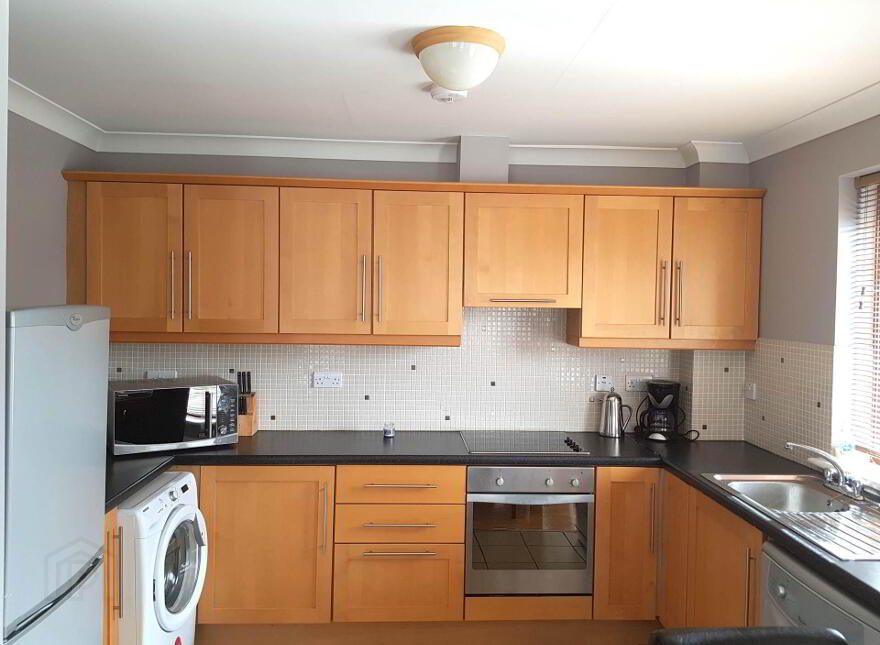 Apartment 4 Carraig Na Nóg, Barna Village Centre, Seapoint, Barna, H91W7E2