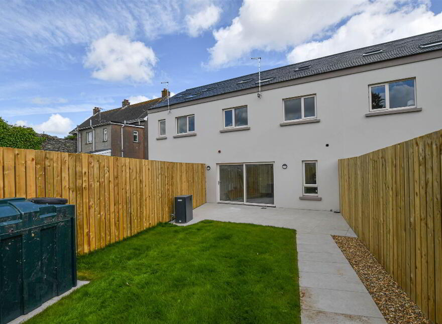 FISHERMANS ROW, 6 Fishermans Row, Downpatrick, Killough, BT30 7QP
