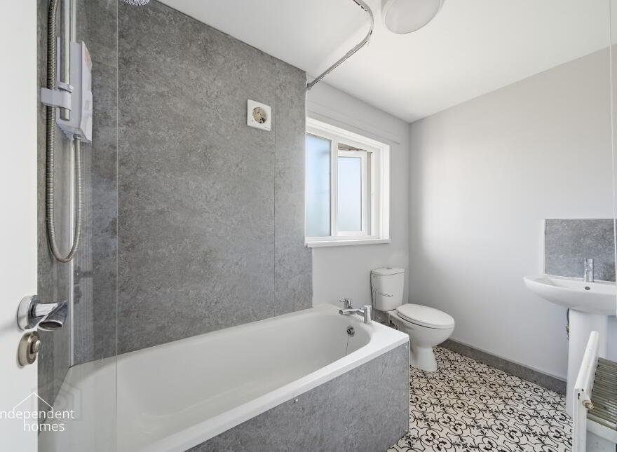 79 Ferris Avenue, Larne, BT40 1EZ