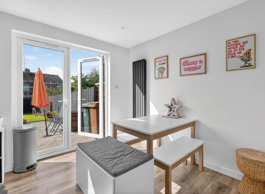 17 Cloverhill Avenue, Lisburn, BT27 5HW