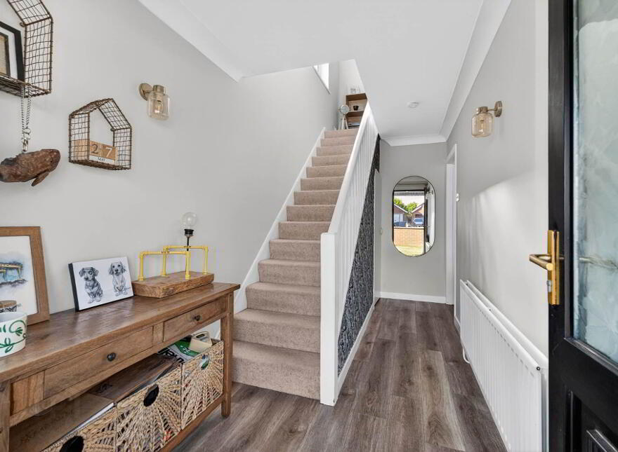 17 Cloverhill Avenue, Lisburn, BT27 5HW
