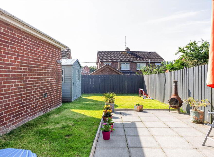 17 Cloverhill Avenue, Lisburn, BT27 5HW