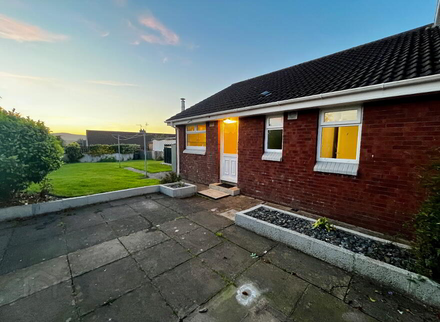 Lisneal Court, Caw, Londonderry, BT47 6WQ