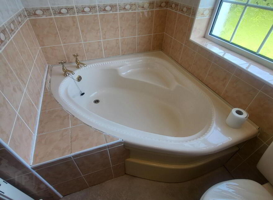 Oughteragh, Ballinamore, N41DX24