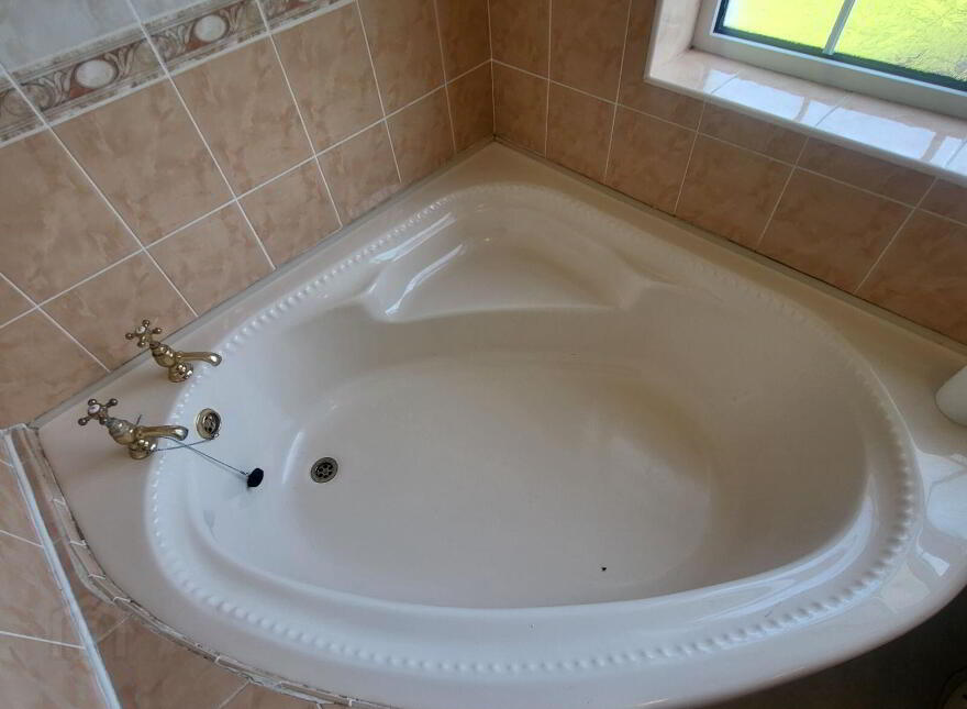 Oughteragh, Ballinamore, N41DX24