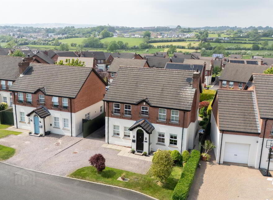 27 Henryville Court, Ballyclare, BT39 9FS