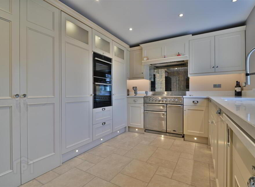 27 Henryville Court, Ballyclare, BT39 9FS