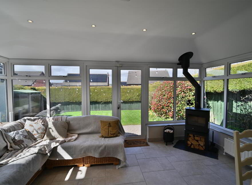 27 Henryville Court, Ballyclare, BT39 9FS