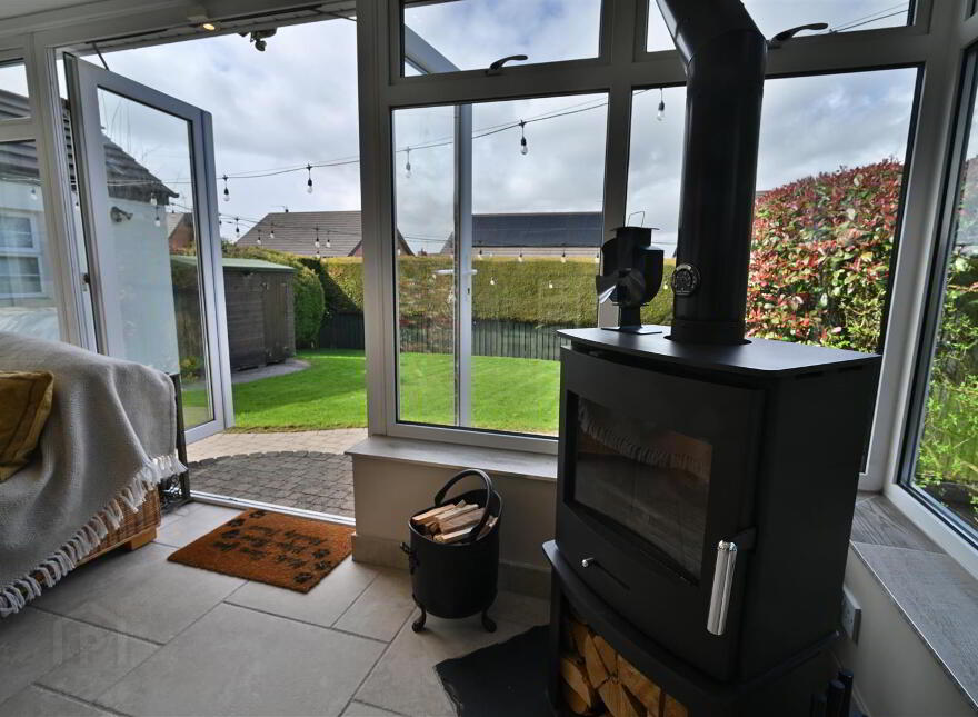 27 Henryville Court, Ballyclare, BT39 9FS