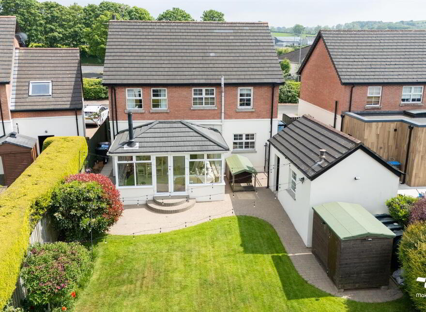 27 Henryville Court, Ballyclare, BT39 9FS