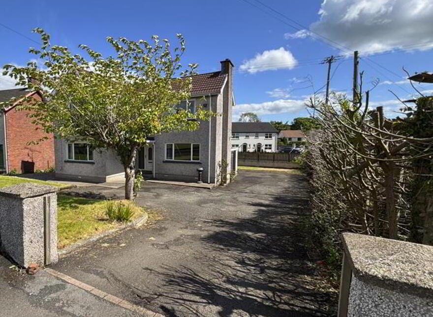 25 Parkmount Crescent, Ballymena, BT43 5HS