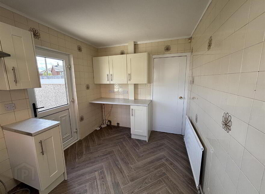 25 Parkmount Crescent, Ballymena, BT43 5HS