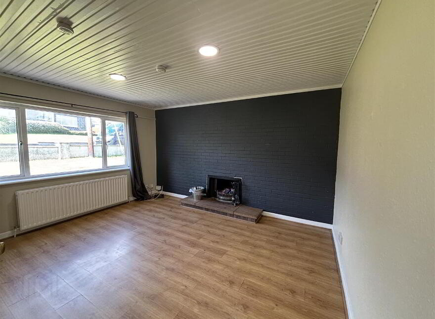 25 Parkmount Crescent, Ballymena, BT43 5HS