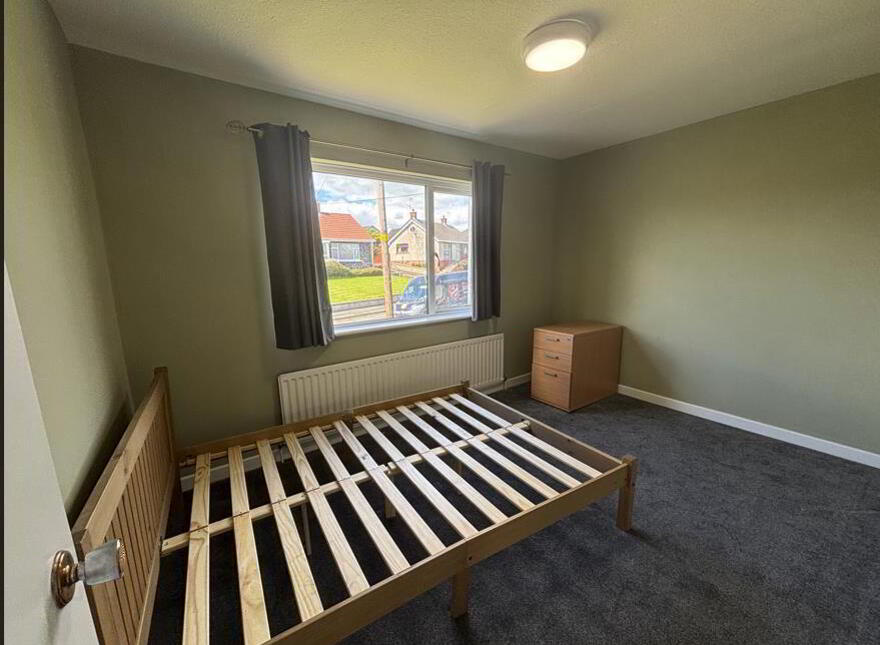 25 Parkmount Crescent, Ballymena, BT43 5HS