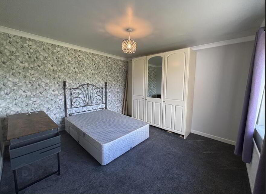 25 Parkmount Crescent, Ballymena, BT43 5HS