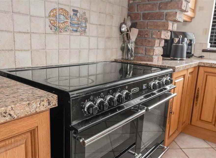 21 Bamber Park, Ballymena, BT43 5HE