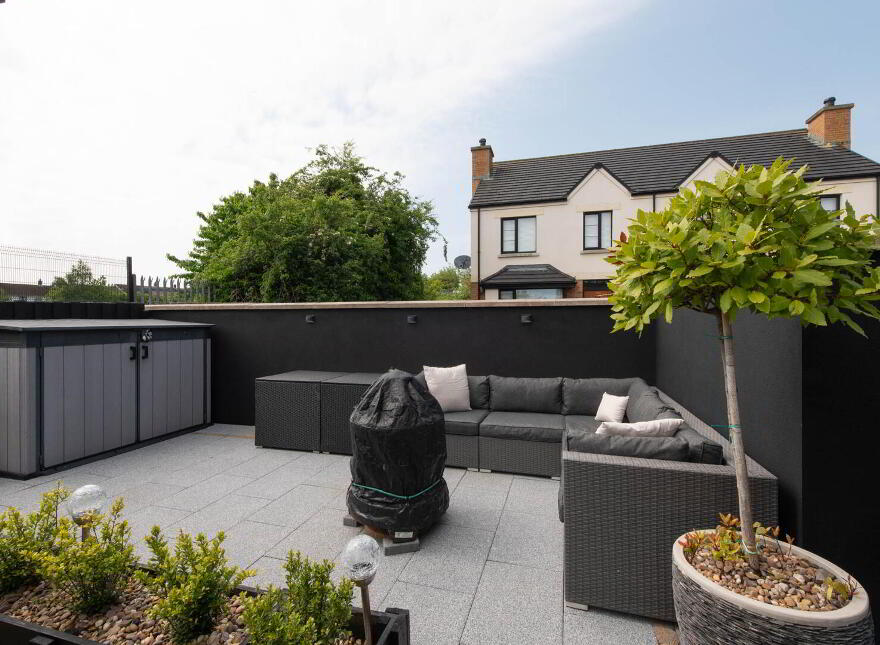 40 Chantry Gardens, Greenisland, Carrickfergus, BT38 8GE