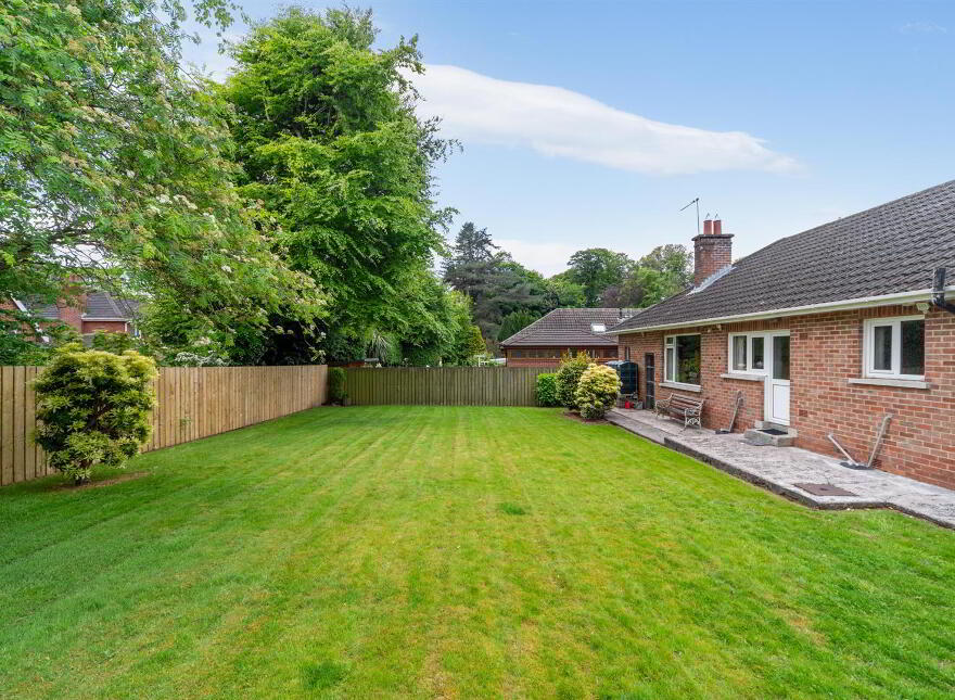 12 Finchley Park, Belfast, BT4 2HZ