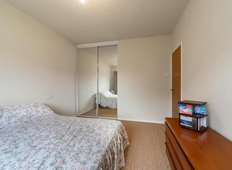 12 Finchley Park, Belfast, BT4 2HZ