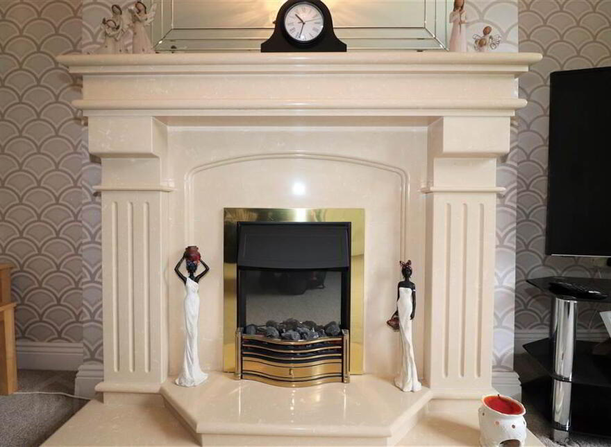 2 Breton Way, Lisburn, BT28 3ZF