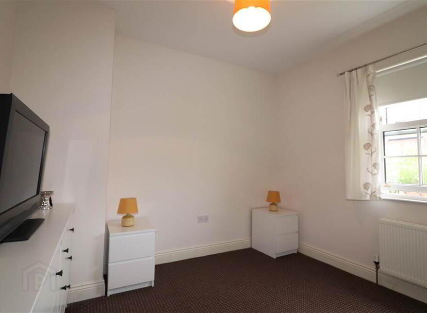 2 Breton Way, Lisburn, BT28 3ZF