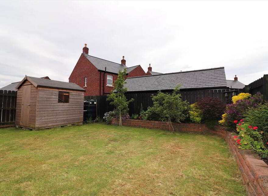 2 Breton Way, Lisburn, BT28 3ZF