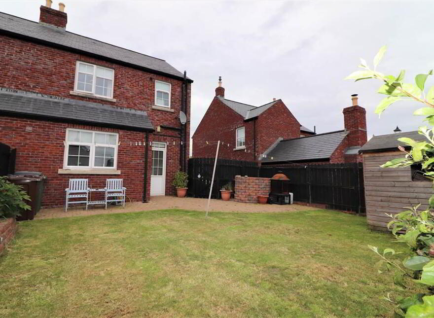 2 Breton Way, Lisburn, BT28 3ZF