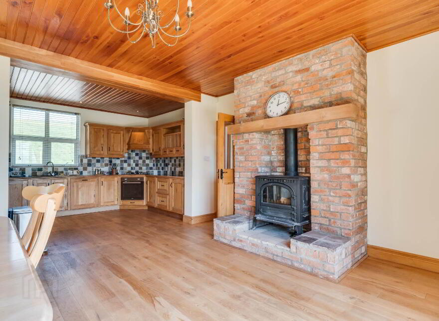 30 Lough Eyes Road, Lisbellaw, BT94 5FP