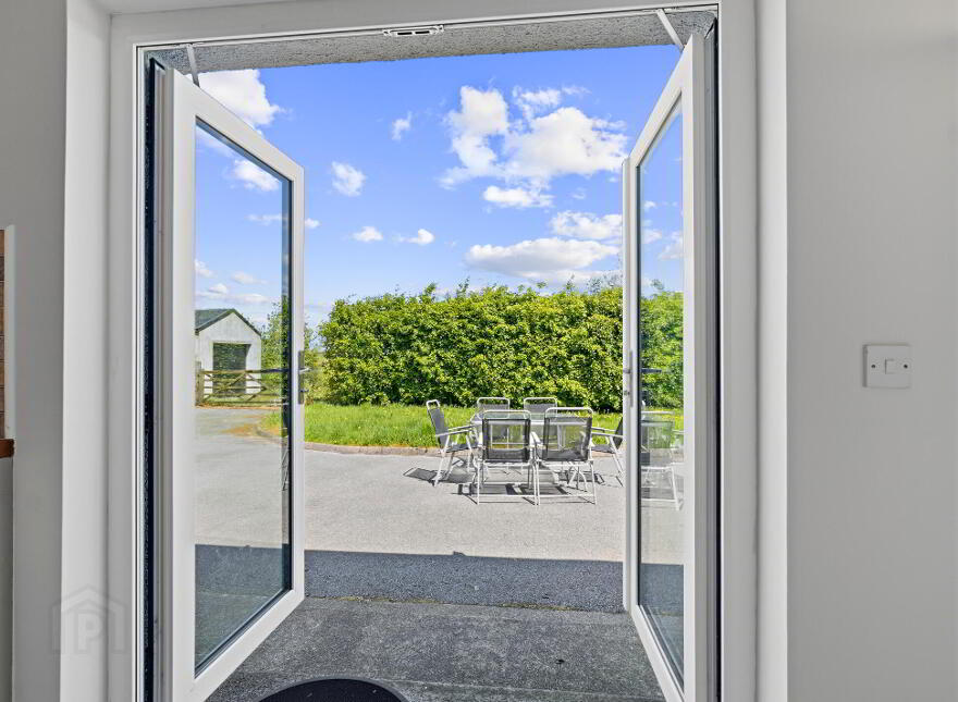 Gurteenmore, Ballynastangford, F12W6F8