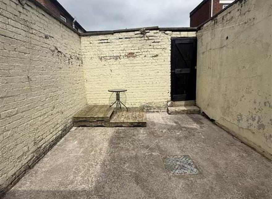 39 Springfield Avenue, Belfast, BT12 7BA