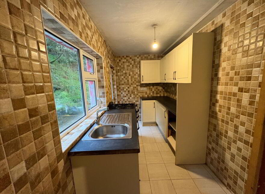 Strasallagh, Glenties, F94C7K4
