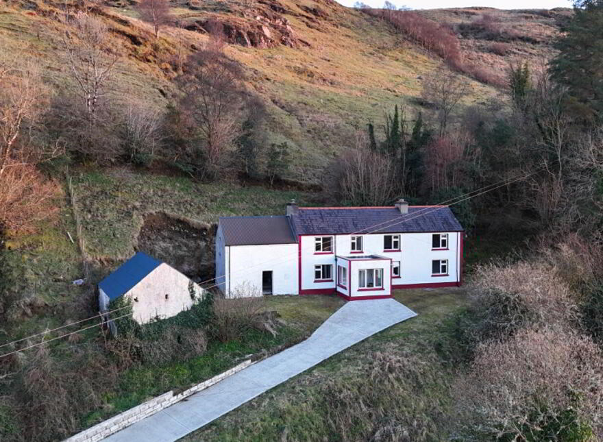 Strasallagh, Glenties, F94C7K4