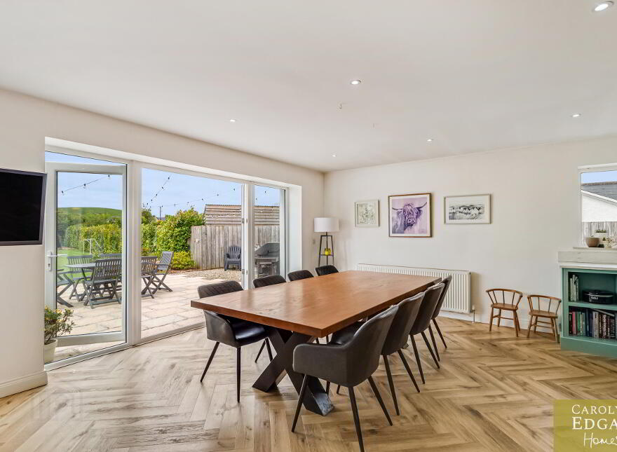 52 Ballygowan Road, Saintfield, Ballynahinch, BT24 7HP