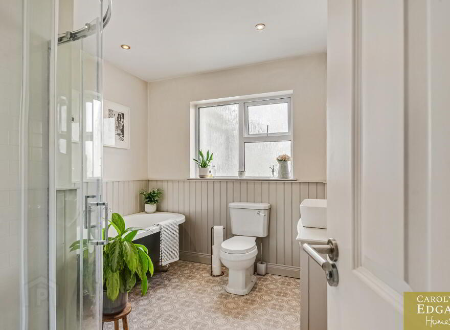 52 Ballygowan Road, Saintfield, Ballynahinch, BT24 7HP