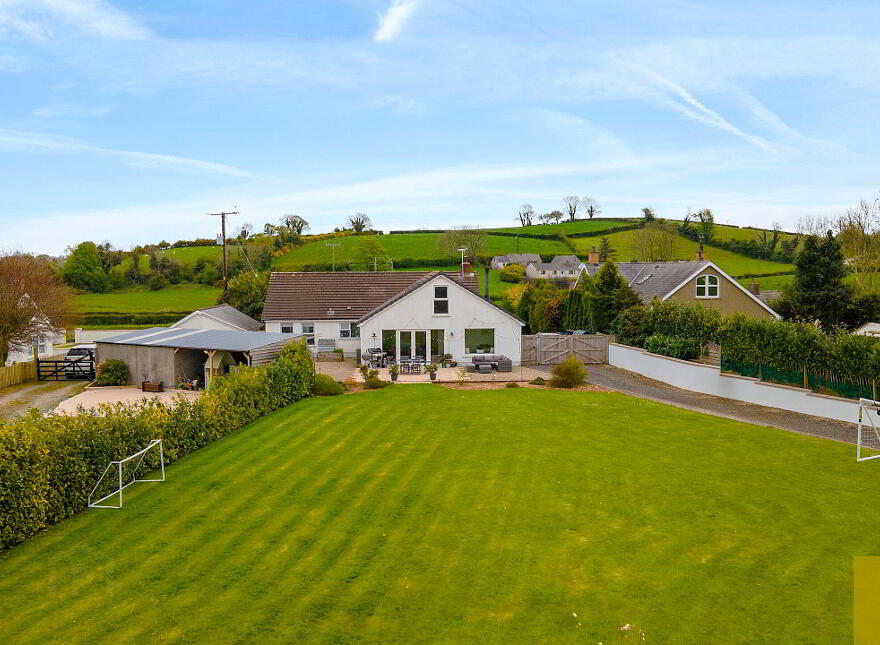 52 Ballygowan Road, Saintfield, Ballynahinch, BT24 7HP