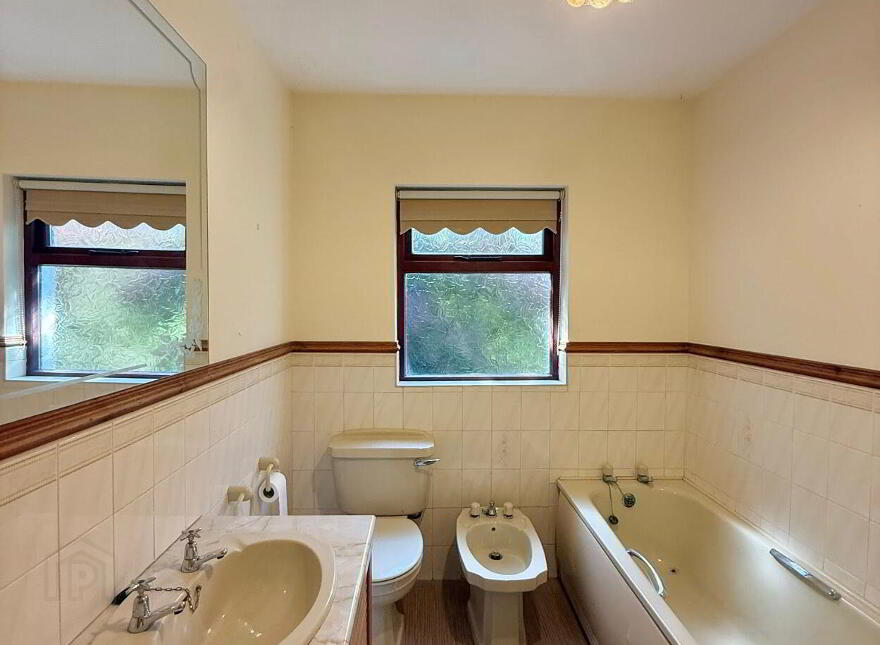 34 Castlecat Road, Bushmills, BT57 8QY